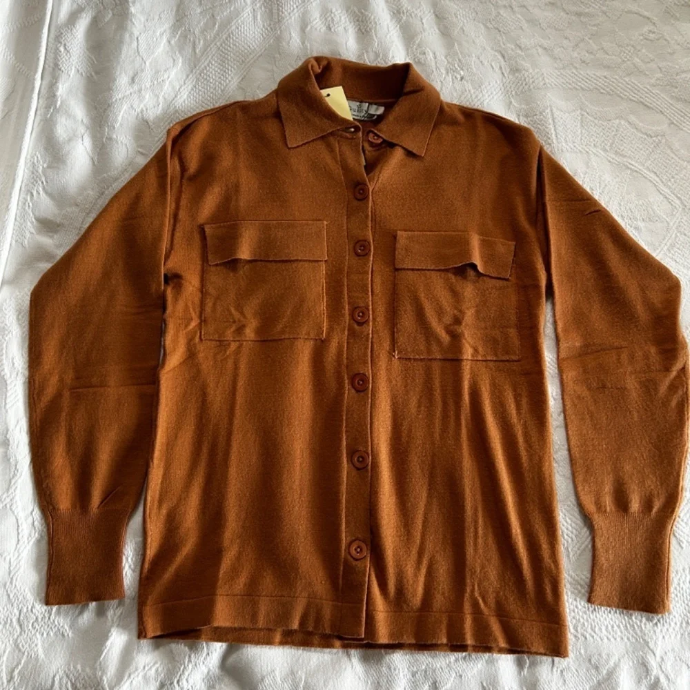 Guilty Lightweight Button Up Cardigan Carmel Women's Size Small fall soft cozy - Picture 2 of 11